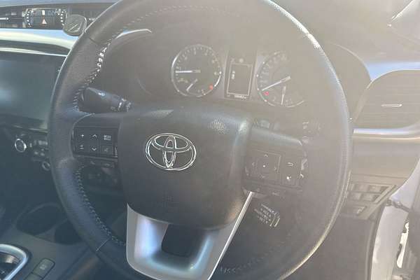 2020 Toyota Hilux SR5 GUN126R 4X4