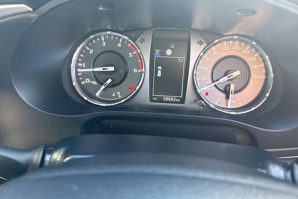 2020 Toyota Hilux SR5 GUN126R 4X4