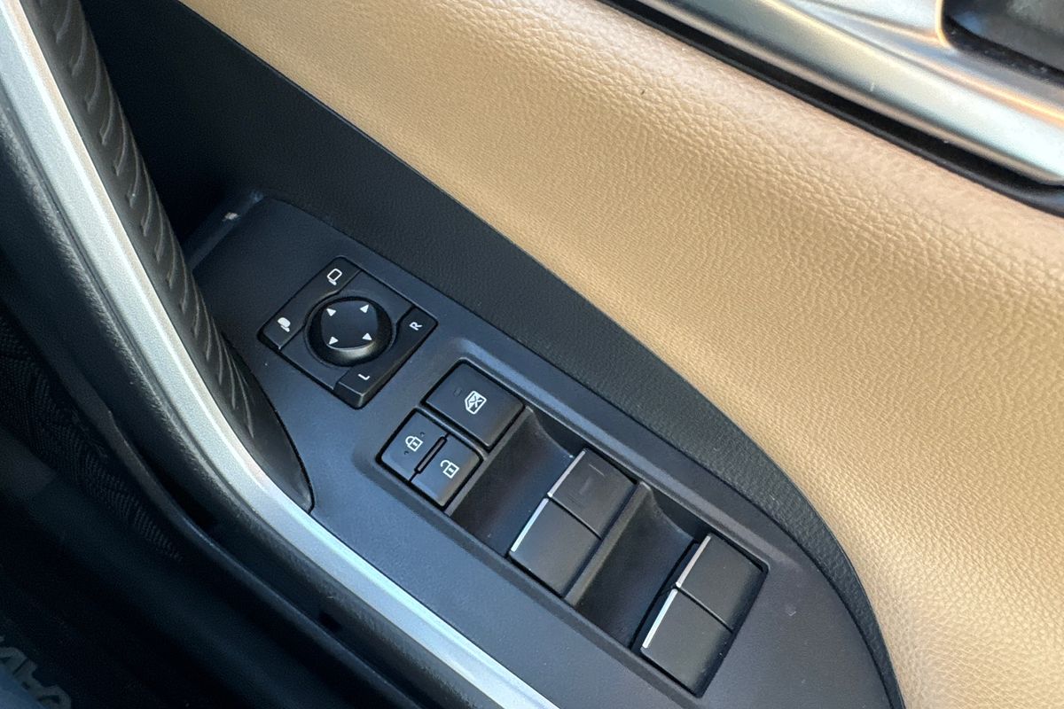 2020 Toyota RAV4 Cruiser AXAH52R