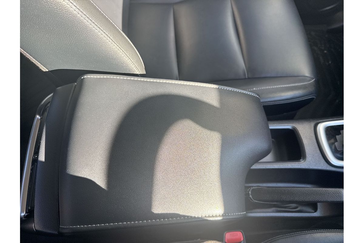 2020 Toyota Hilux SR5 GUN126R 4X4