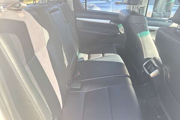 2020 Toyota Hilux SR5 GUN126R 4X4