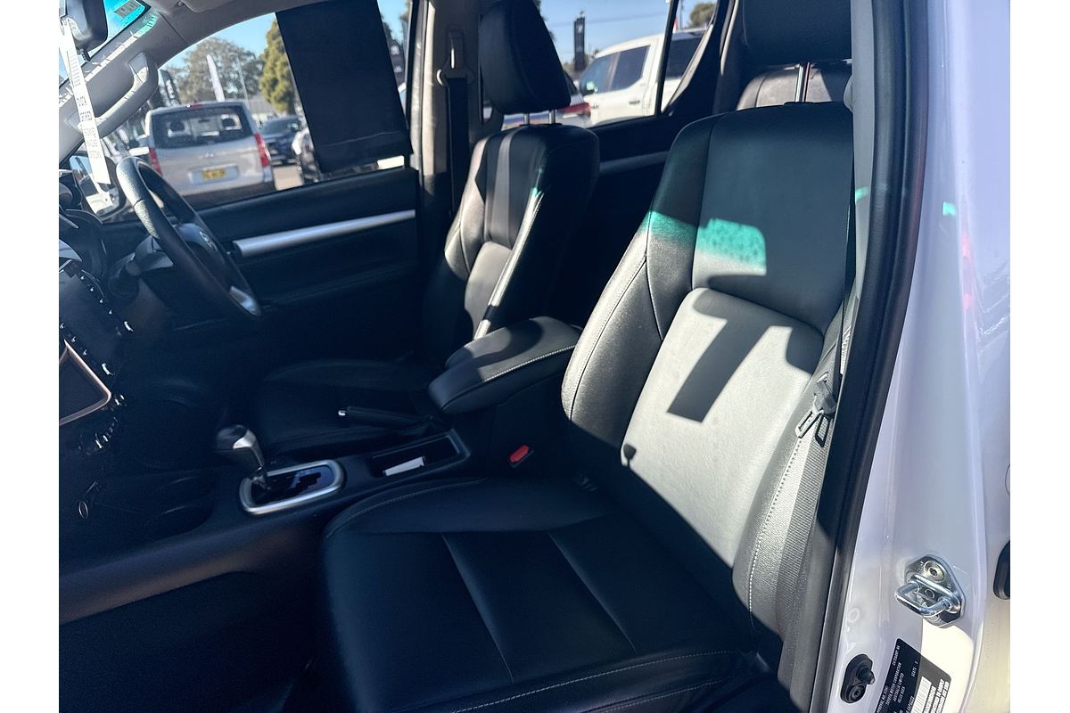 2020 Toyota Hilux SR5 GUN126R 4X4