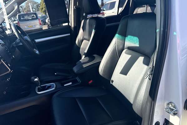 2020 Toyota Hilux SR5 GUN126R 4X4