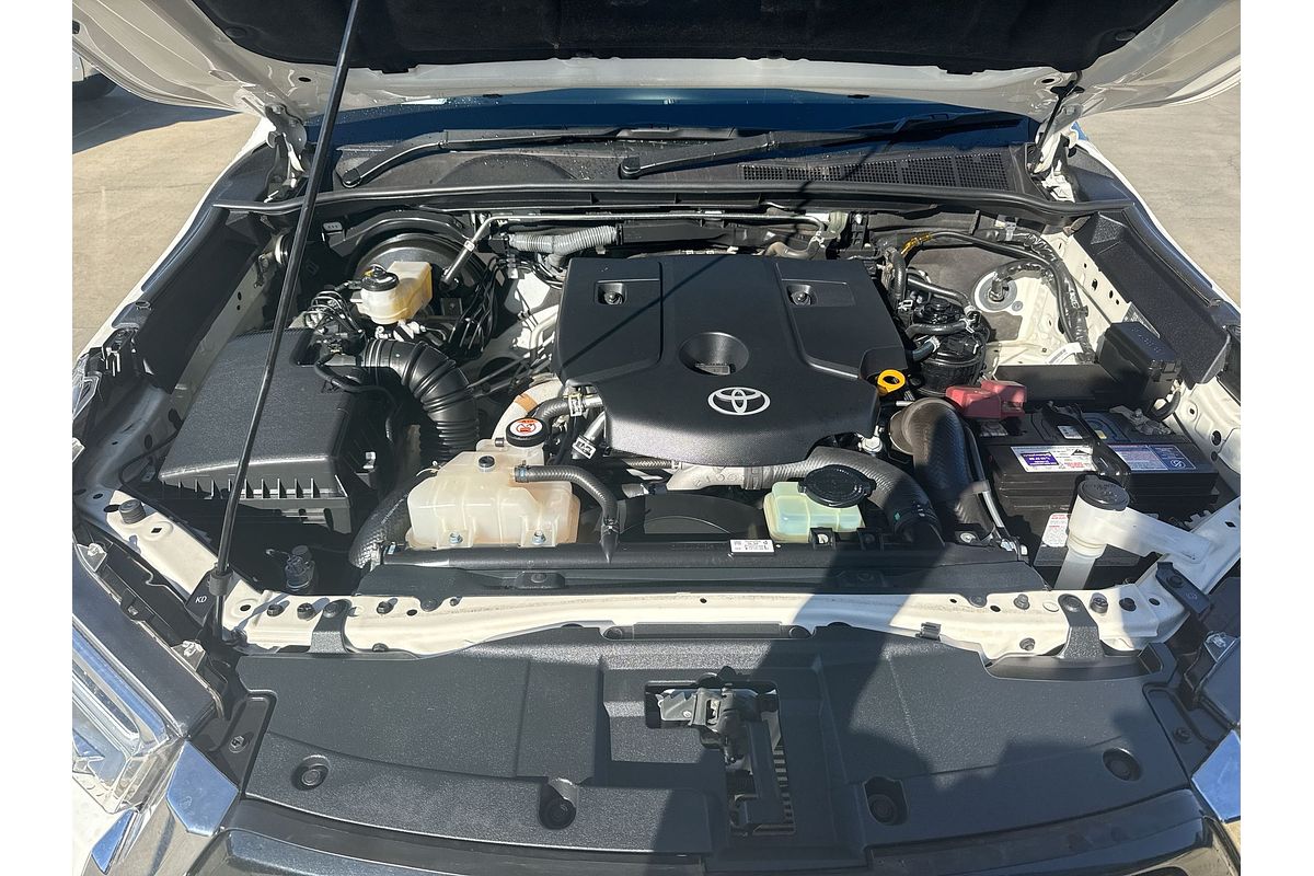 2020 Toyota Hilux SR5 GUN126R 4X4