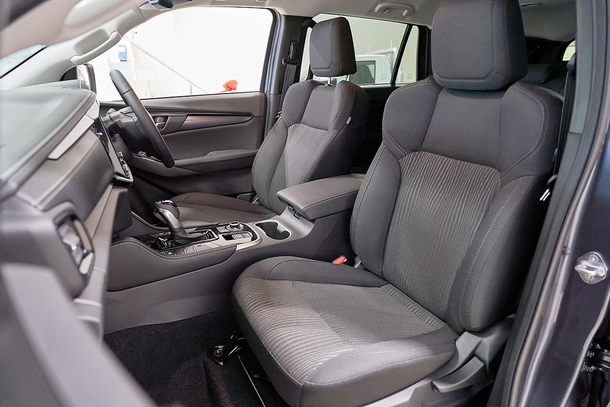 2025 Isuzu MU-X LS-U