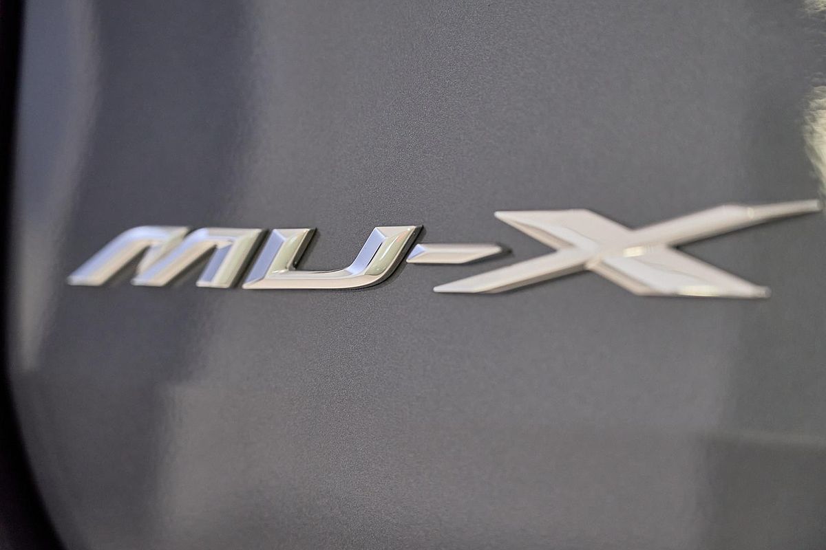 2025 Isuzu MU-X LS-U