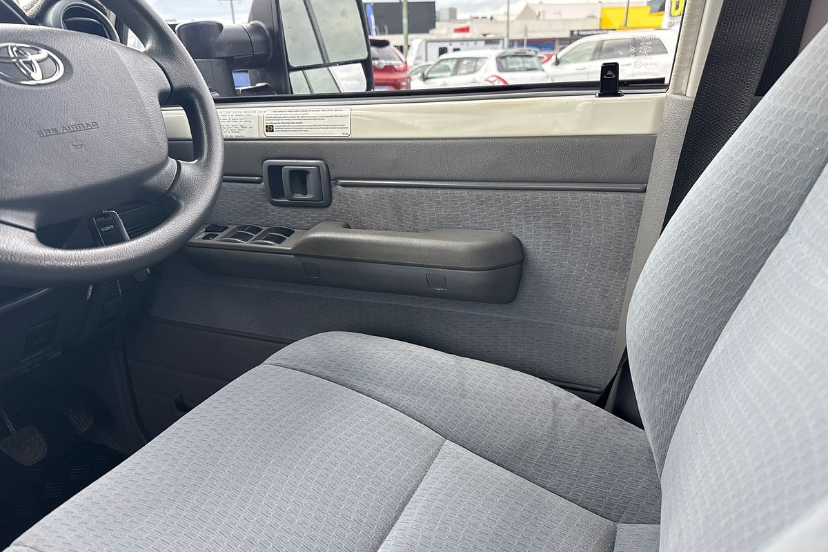 2019 Toyota Landcruiser GXL VDJ76R