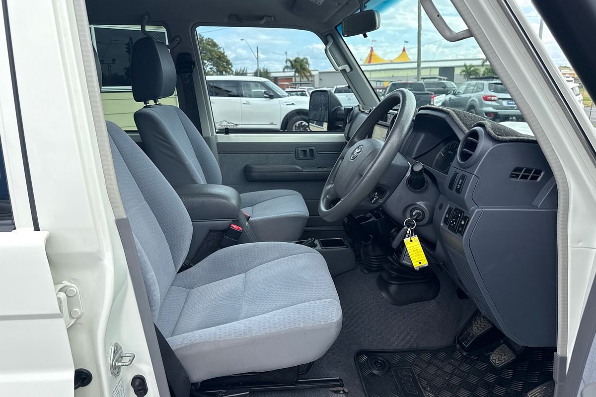 2019 Toyota Landcruiser GXL VDJ76R