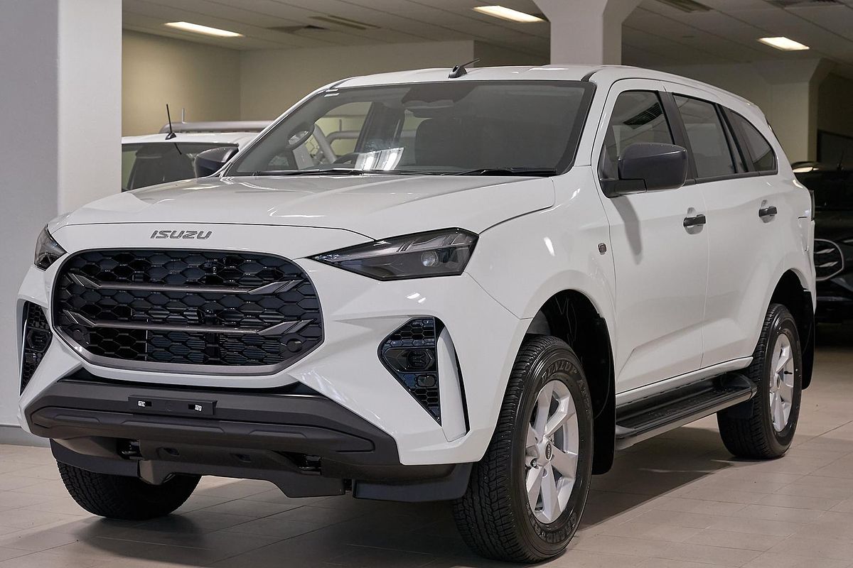 2025 Isuzu MU-X LS-M