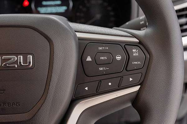 2025 Isuzu MU-X LS-M