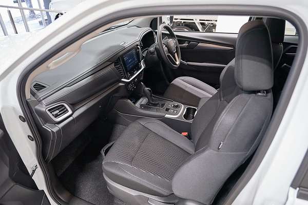 2025 Isuzu MU-X LS-M