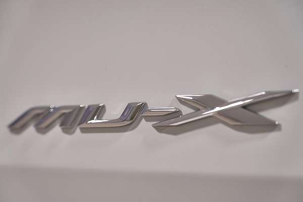 2025 Isuzu MU-X LS-M