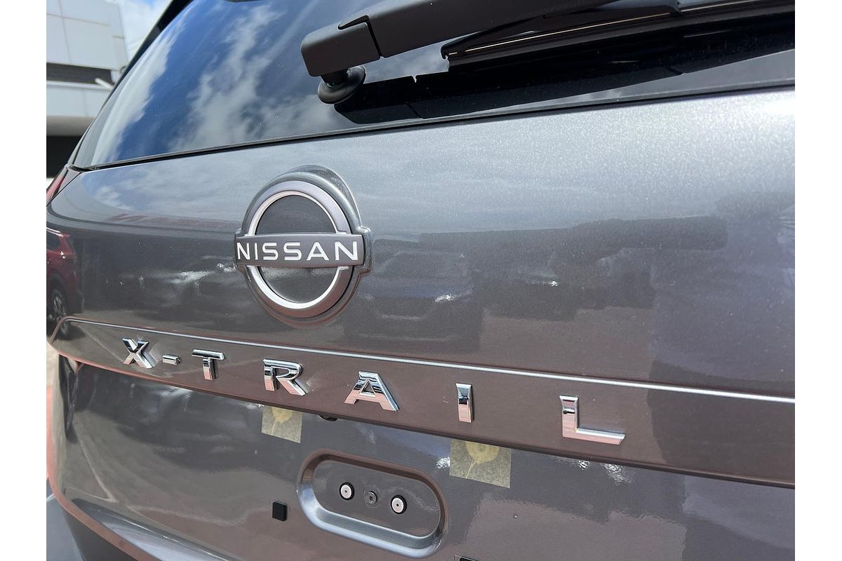 2025 Nissan X-TRAIL ST-L e-POWER T33