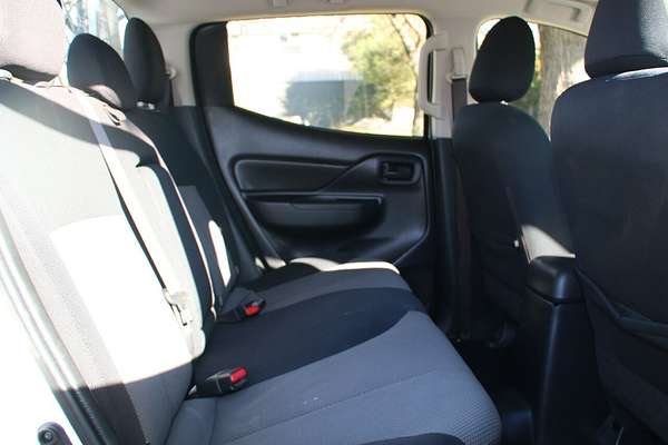 2019 Mitsubishi Triton GLX MR 4X4