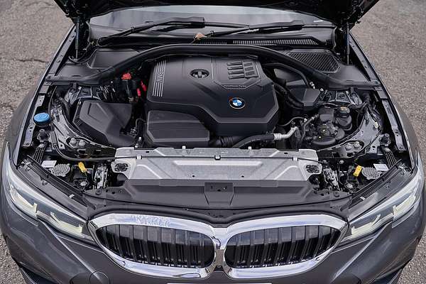 2022 BMW 3 Series 330i M Sport G20