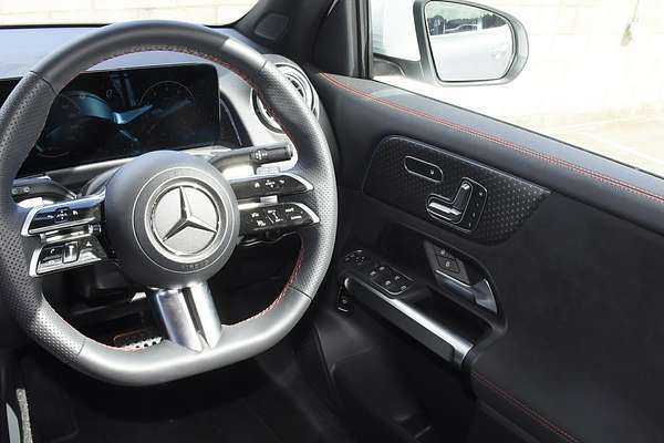 2024 Mercedes-Benz GLB-Class GLB250 X247