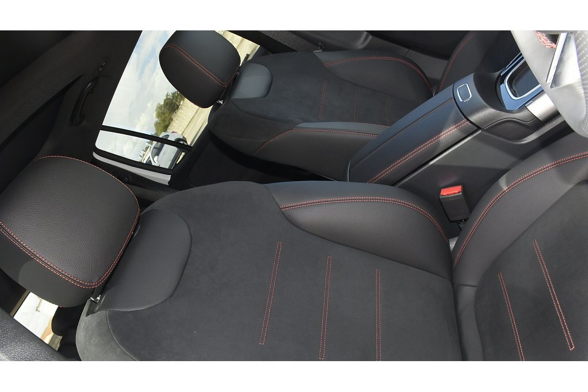 2024 Mercedes-Benz GLB-Class GLB250 X247