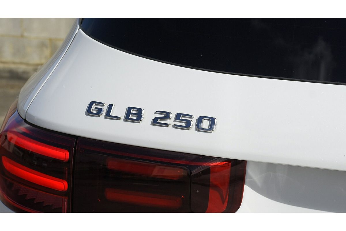 2024 Mercedes-Benz GLB-Class GLB250 X247