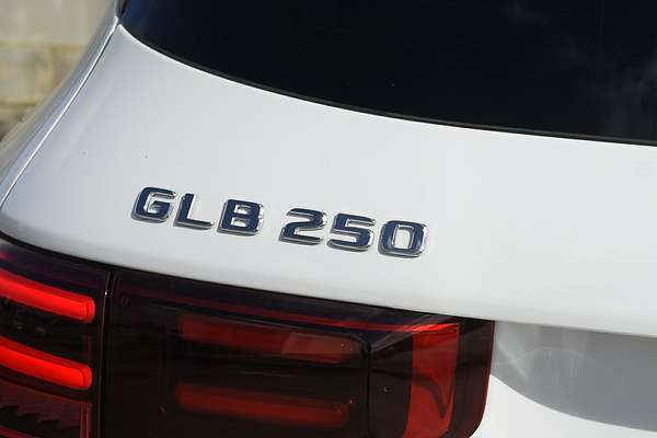 2024 Mercedes-Benz GLB-Class GLB250 X247
