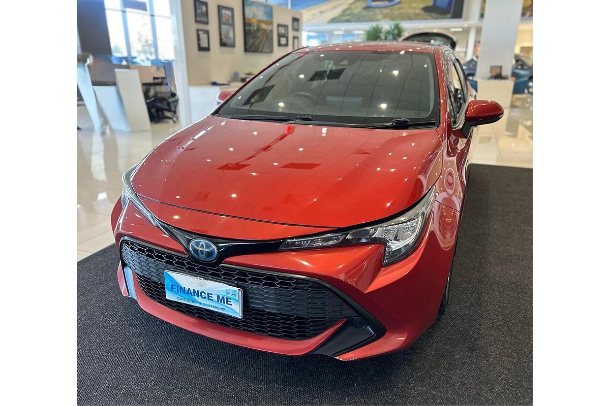 2018 Toyota Corolla Ascent Sport Hybrid ZWE211R