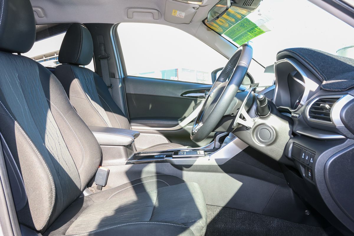2019 Mitsubishi Eclipse Cross LS YA