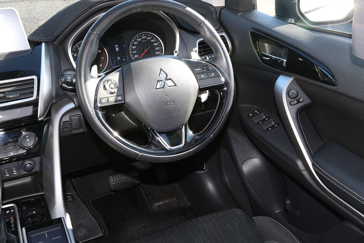 2019 Mitsubishi Eclipse Cross LS YA