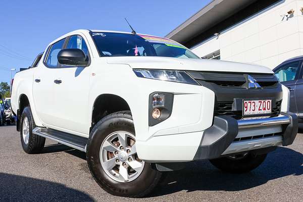 2019 Mitsubishi Triton GLX MR 4X4