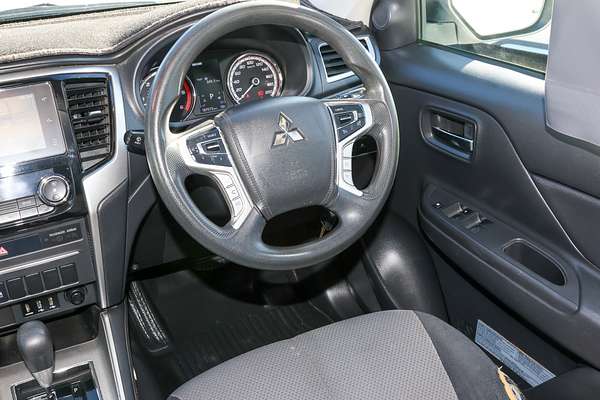 2019 Mitsubishi Triton GLX MR 4X4