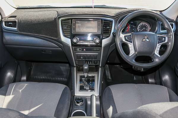 2019 Mitsubishi Triton GLX MR 4X4