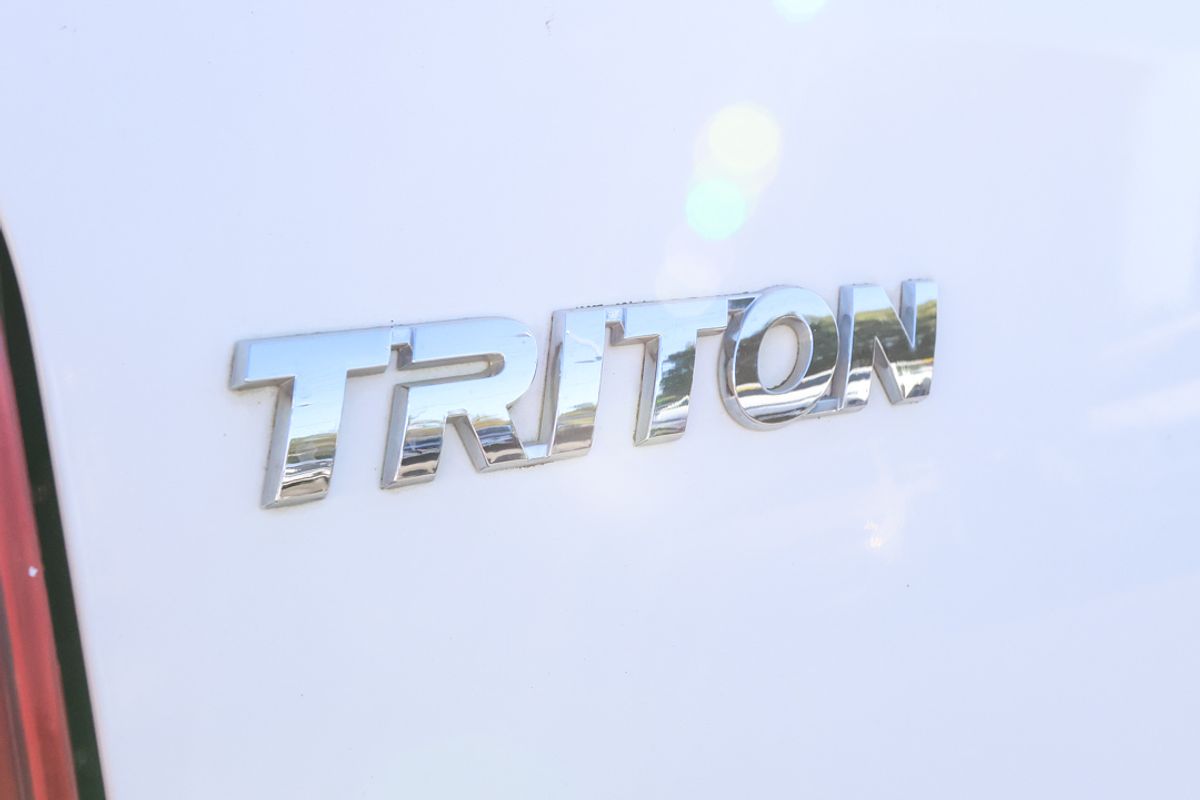 2019 Mitsubishi Triton GLX MR 4X4