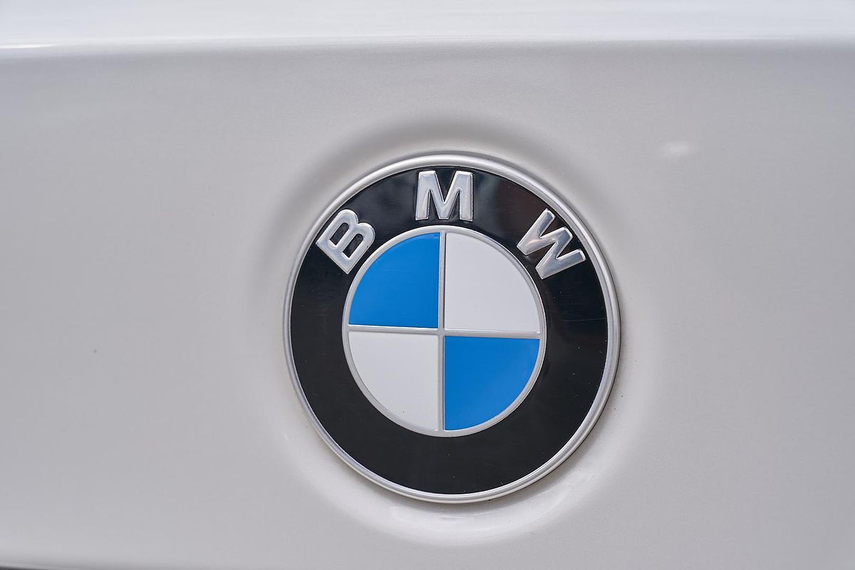 2022 BMW 3 Series 320i M Sport G20