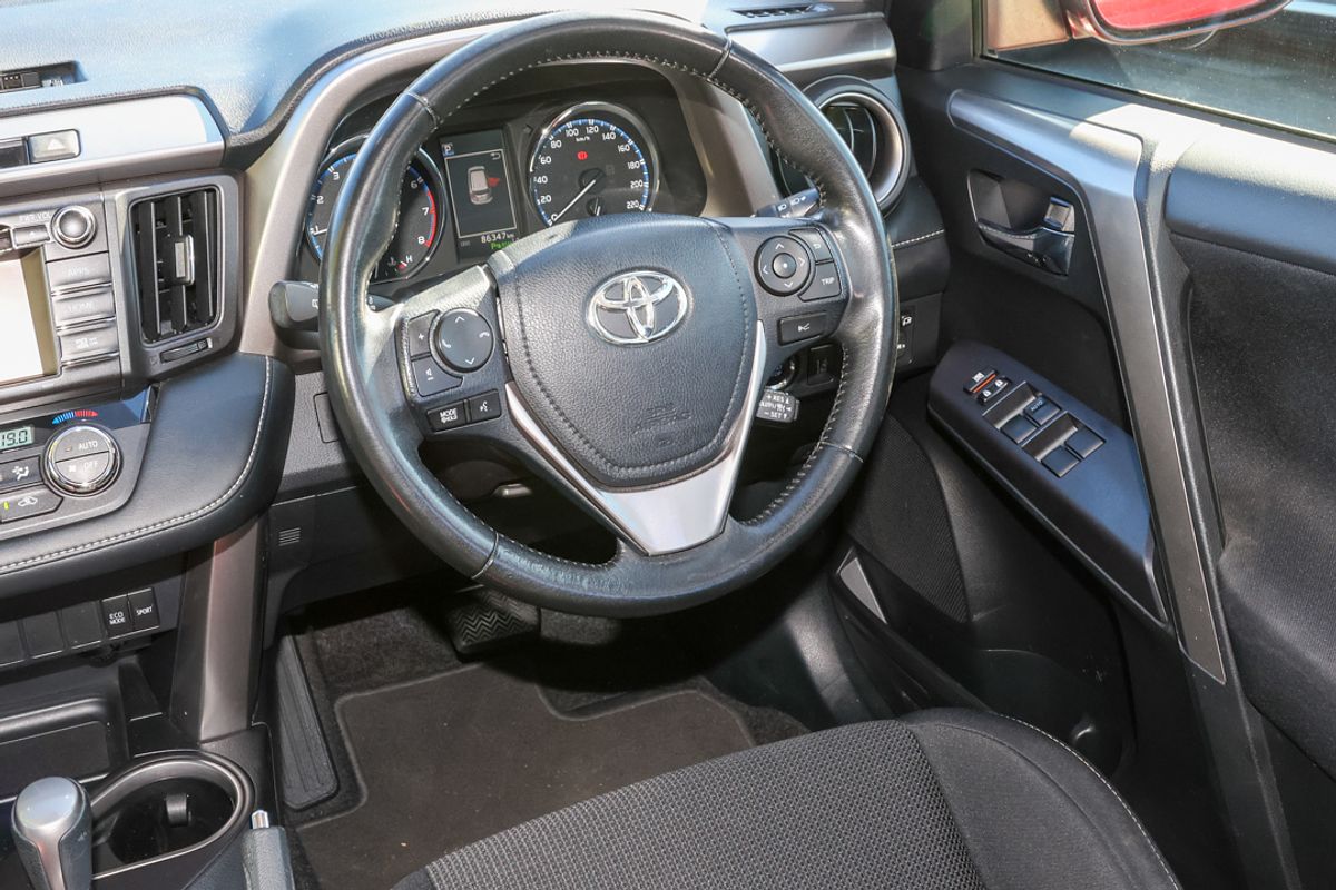 2017 Toyota RAV4 GXL ZSA42R