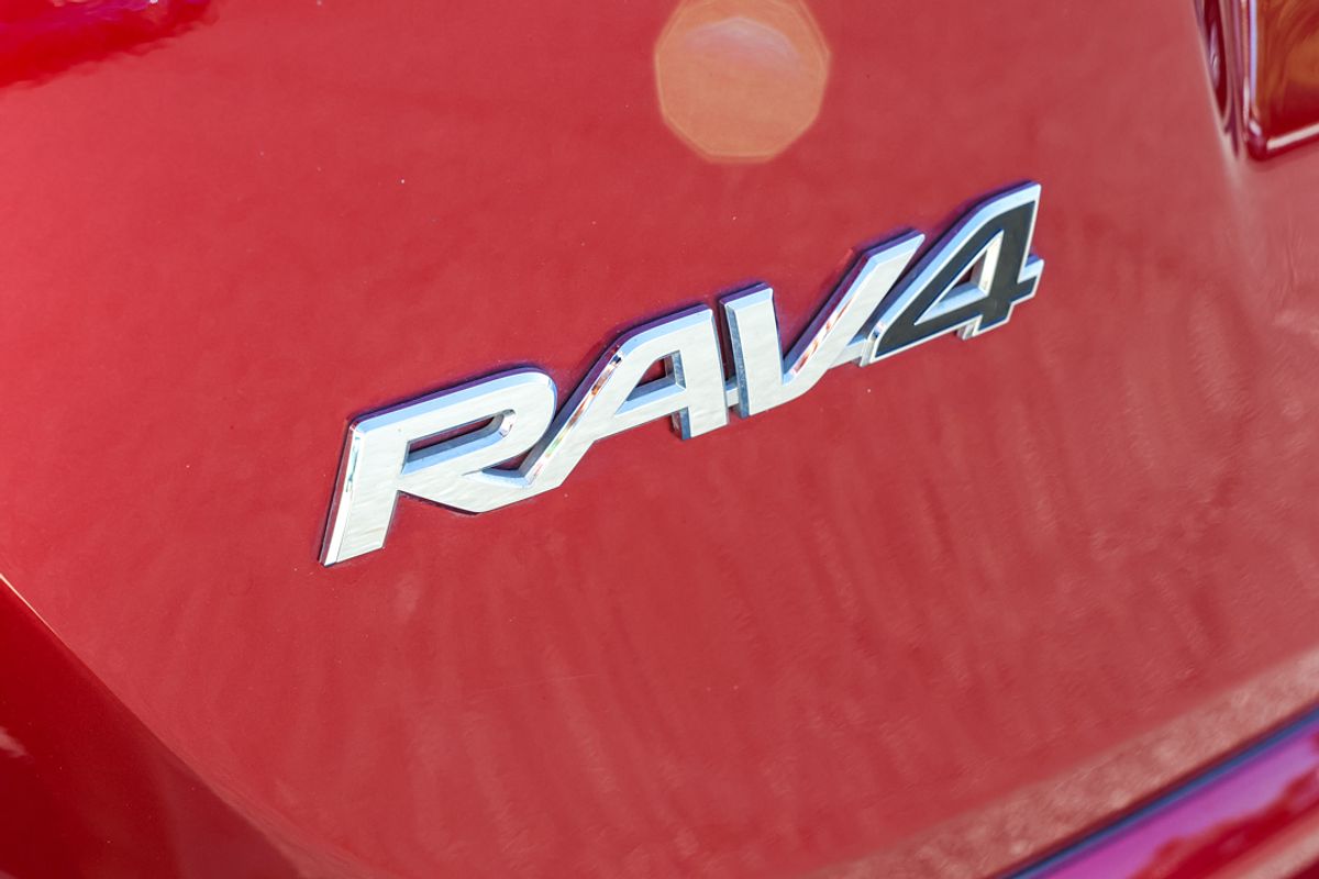2017 Toyota RAV4 GXL ZSA42R