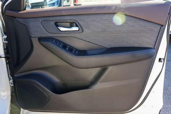 2024 Nissan X-TRAIL ST T33