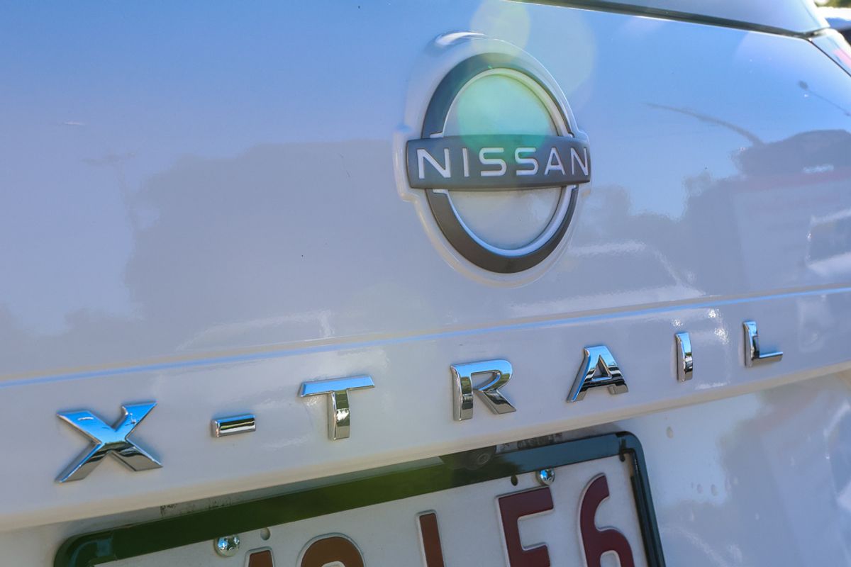 2024 Nissan X-TRAIL ST T33