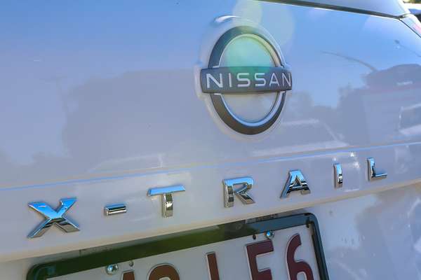 2024 Nissan X-TRAIL ST T33