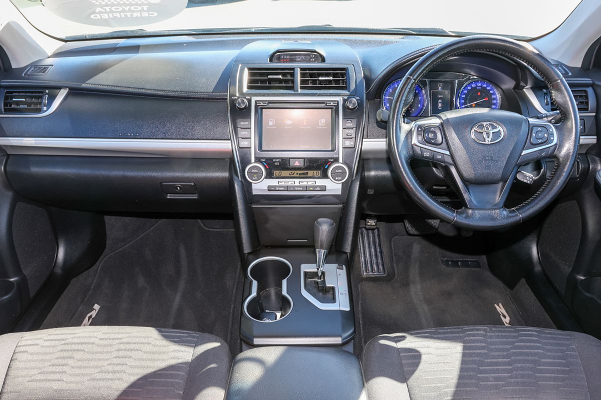 2017 Toyota Camry RZ ASV50R