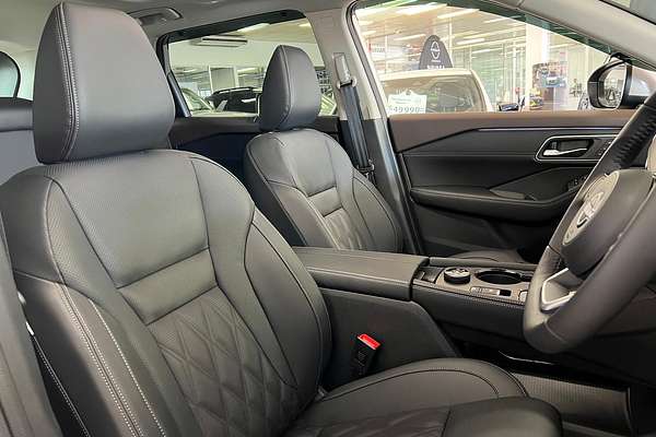 2025 Nissan X-TRAIL Ti-L e-POWER T33
