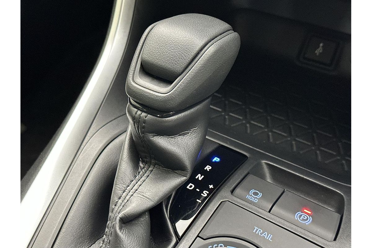 2020 Toyota RAV4 GX AXAH54R