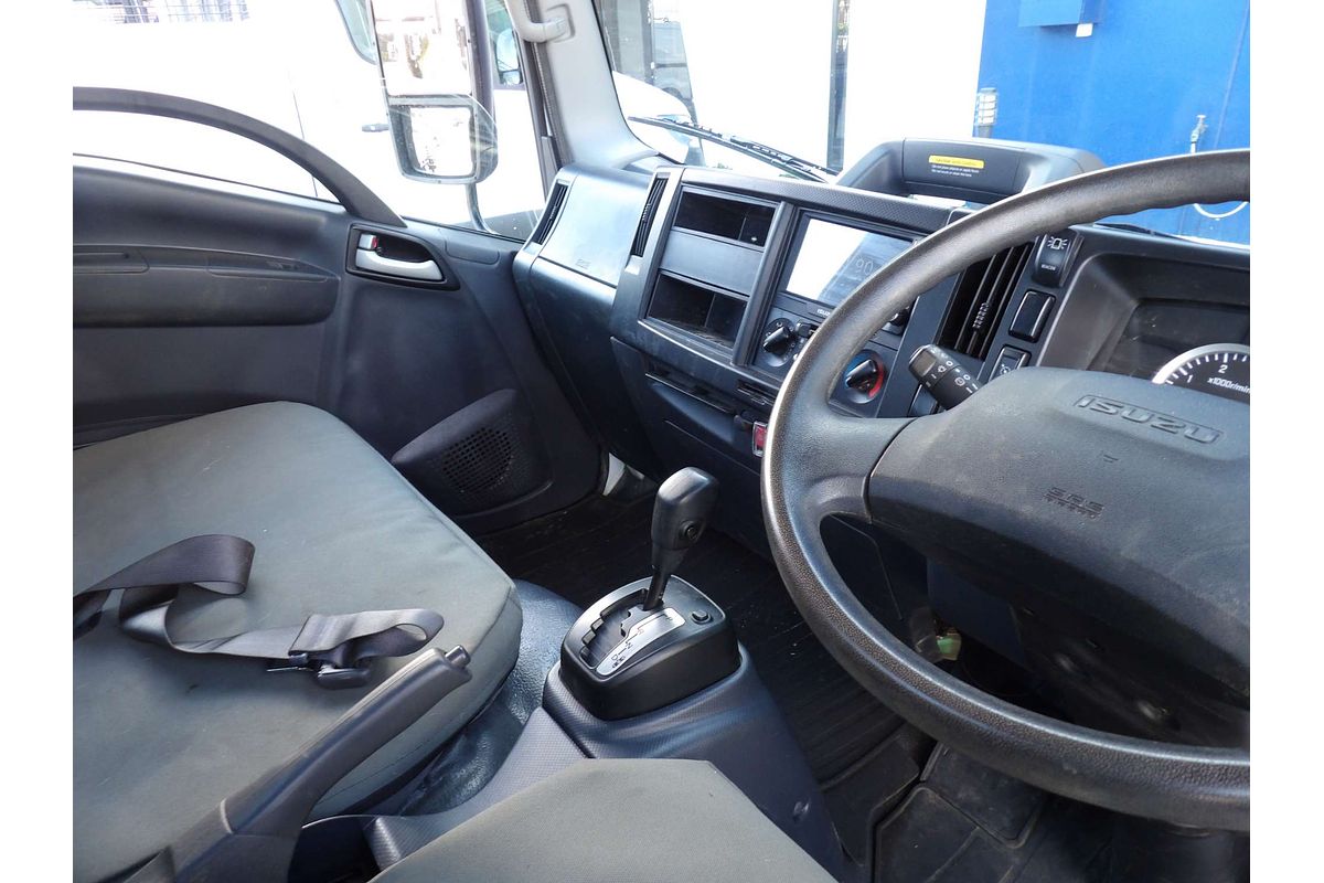 2022 Isuzu N Series NLR 45-150 Servicepack 4x2 SWB