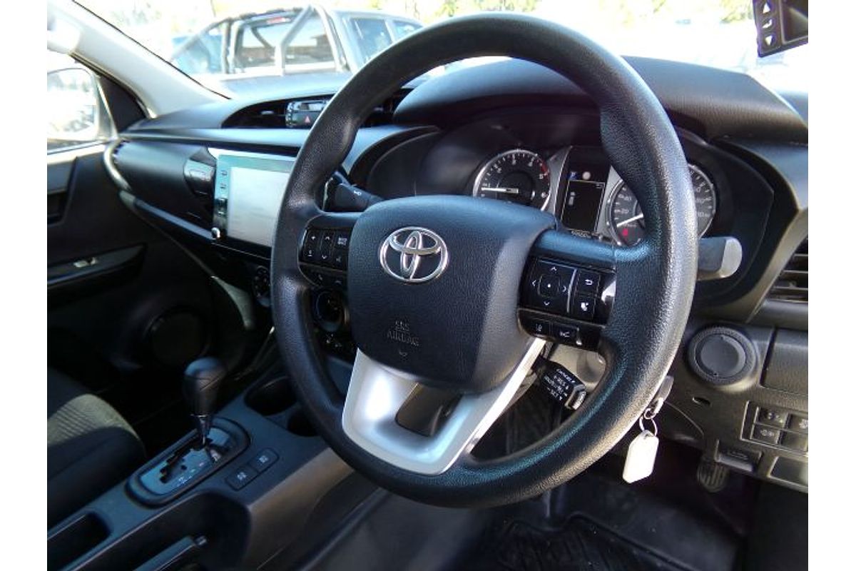 2020 Toyota Hilux SR GUN126R 4X4