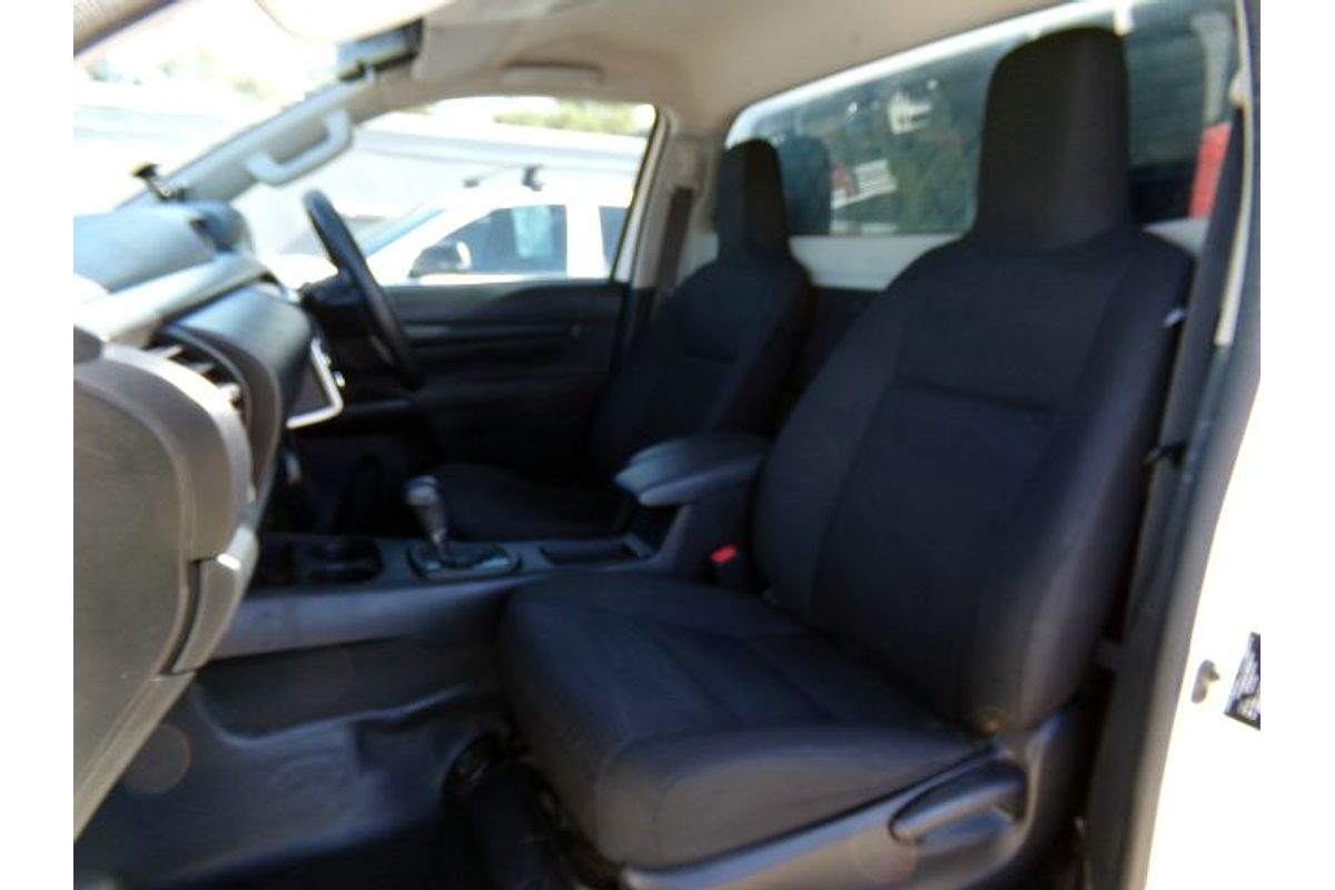 2020 Toyota Hilux SR GUN126R 4X4