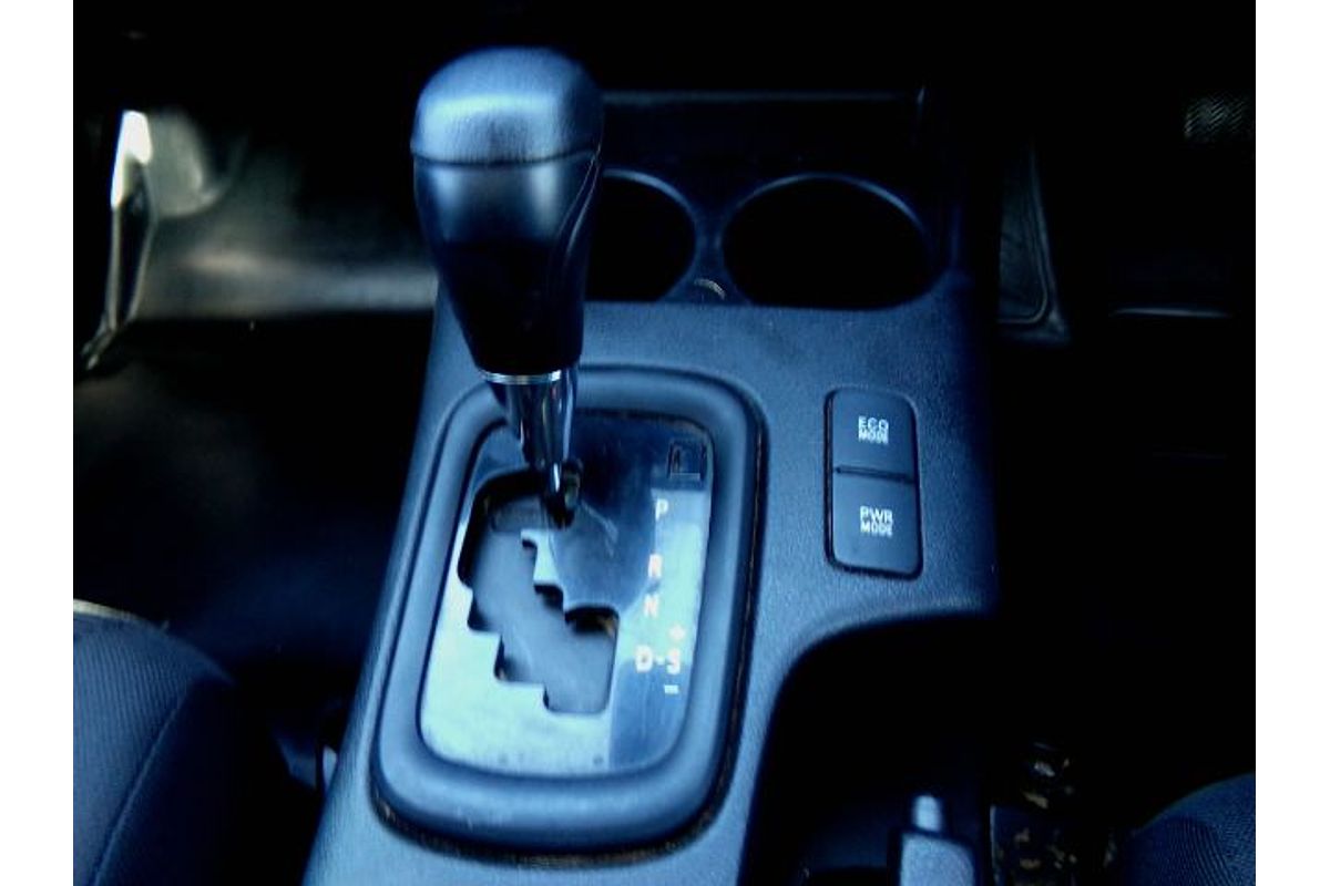 2020 Toyota Hilux SR GUN126R 4X4