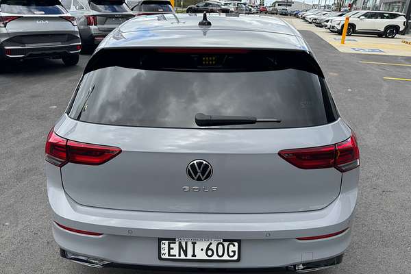 2021 Volkswagen Golf 110TSI R-Line 8
