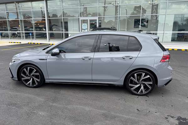 2021 Volkswagen Golf 110TSI R-Line 8