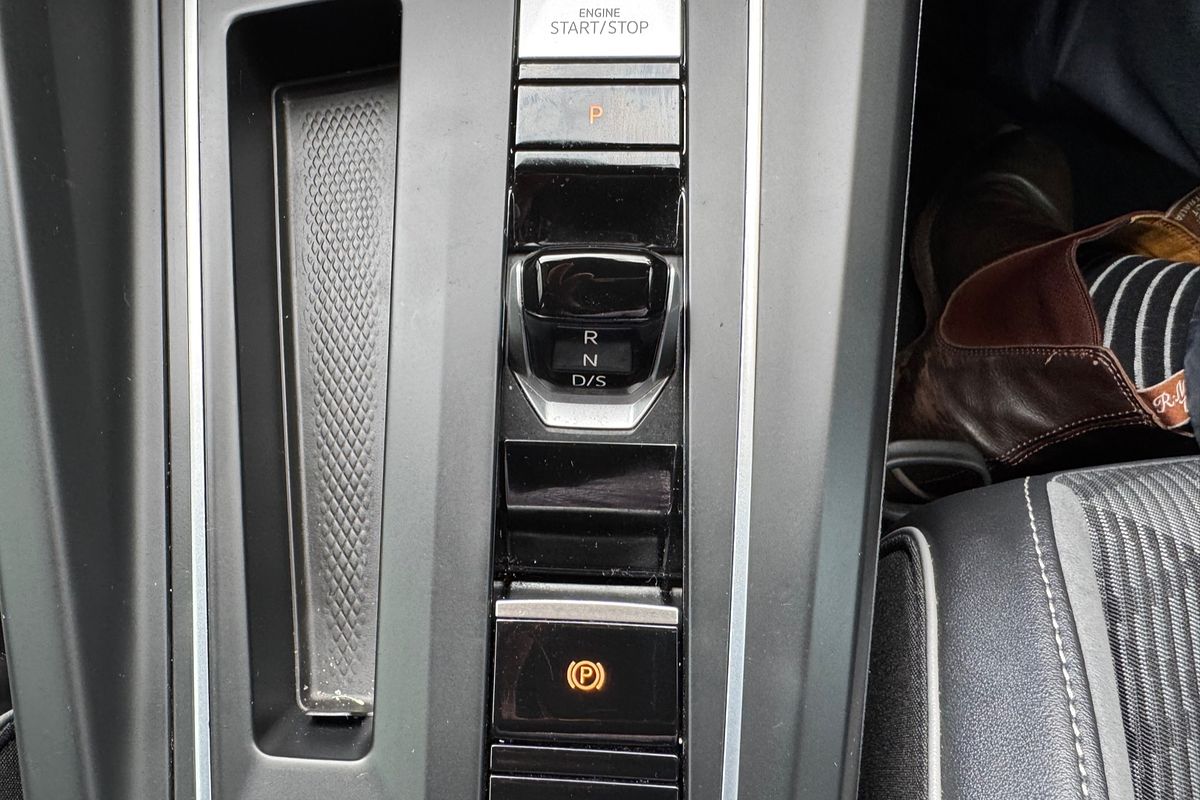 2021 Volkswagen Golf 110TSI R-Line 8