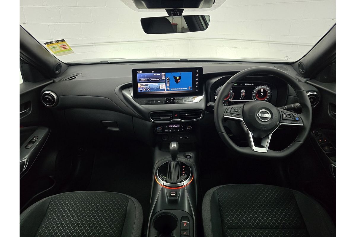 Nissan JUKE STL 2WD AUTO