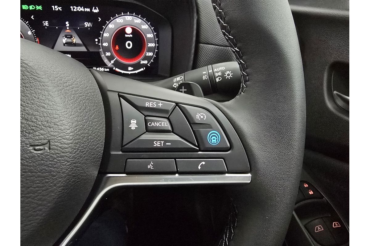 Nissan JUKE STL 2WD AUTO