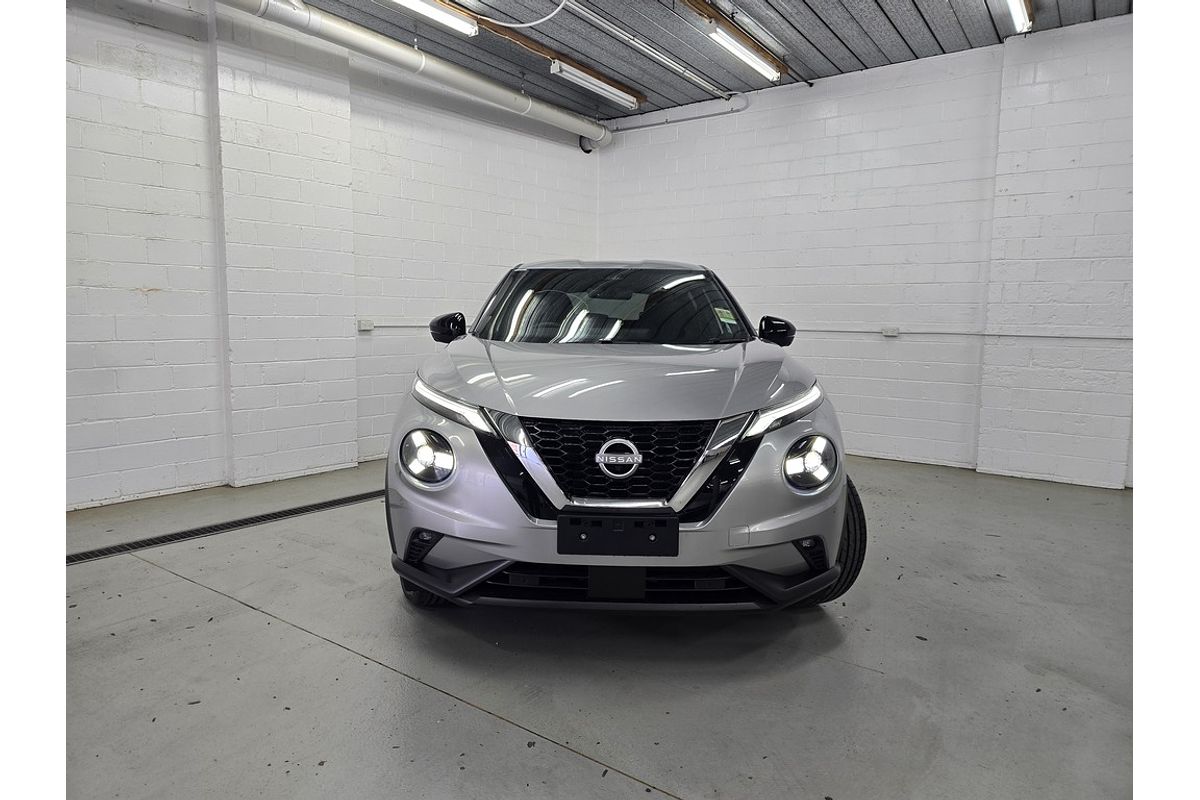 Nissan JUKE STL 2WD AUTO