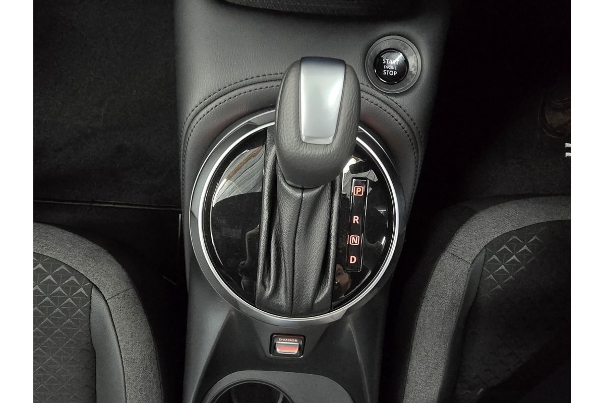 2024 Nissan JUKE ST-L F16